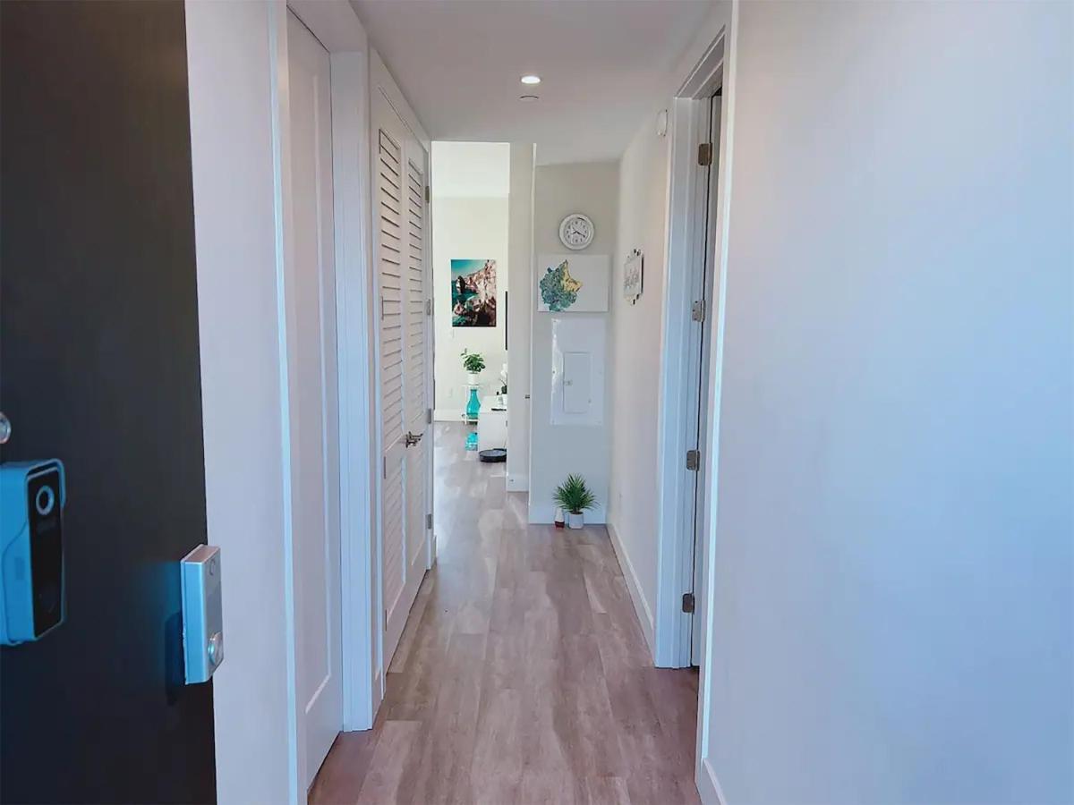 Lux Place And Cozy 3Beds 2Rooms Enjoy Life In Wpb Gym, Ev Station Nearby The Downtown And Beaches West Palm Beach Exterior photo